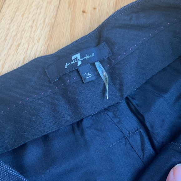 7 for all mankind wool pleated shorts with leather trim. Size 26. - Picture 3 of 6